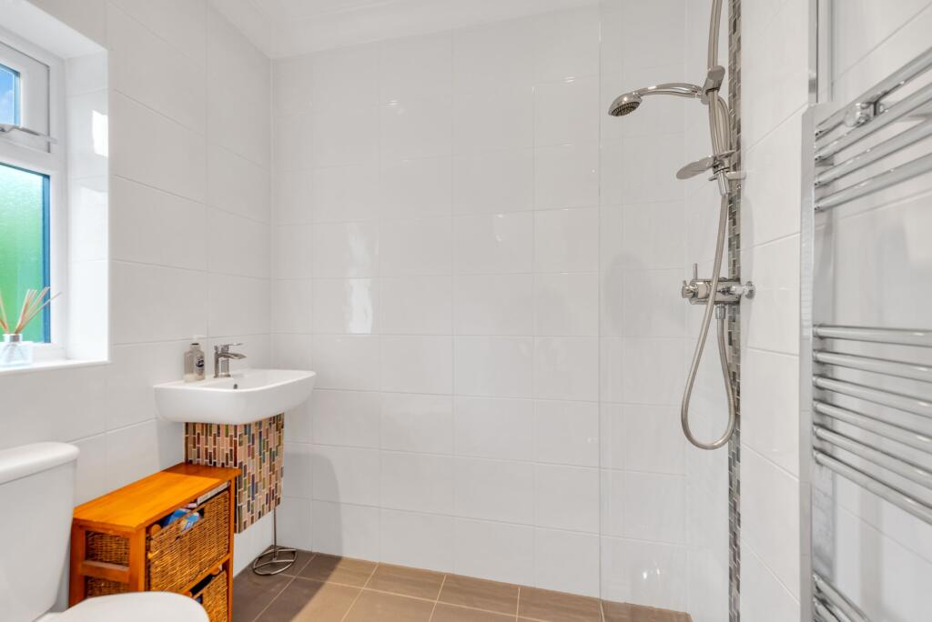 Additional image 6 of Oakwood Close, Chislehurst, BR7