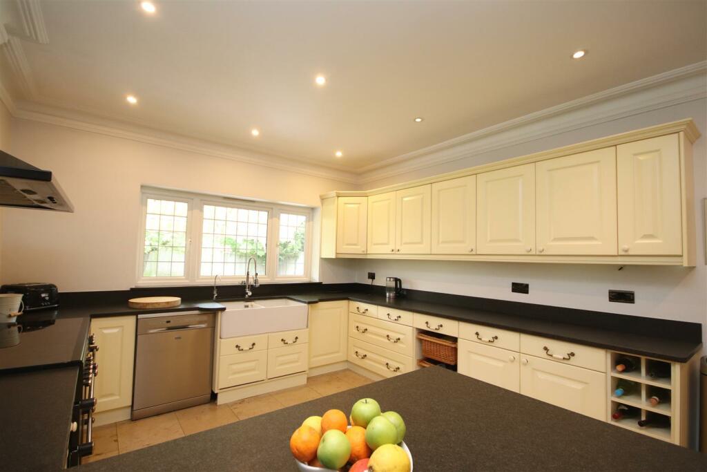 Additional image 6 of Main Road, Hextable, Swanley