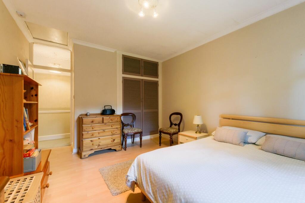 Additional image 18 of Walden Road, Chislehurst, BR7