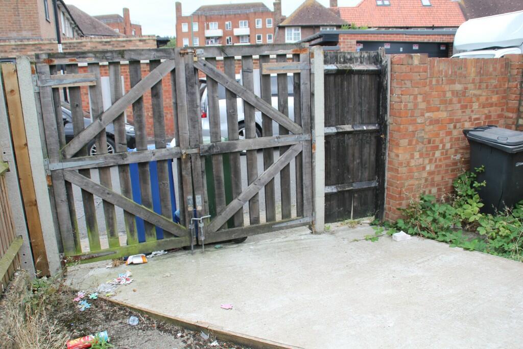 Additional image 4 of Bromley Road, Bromley, London, BR1