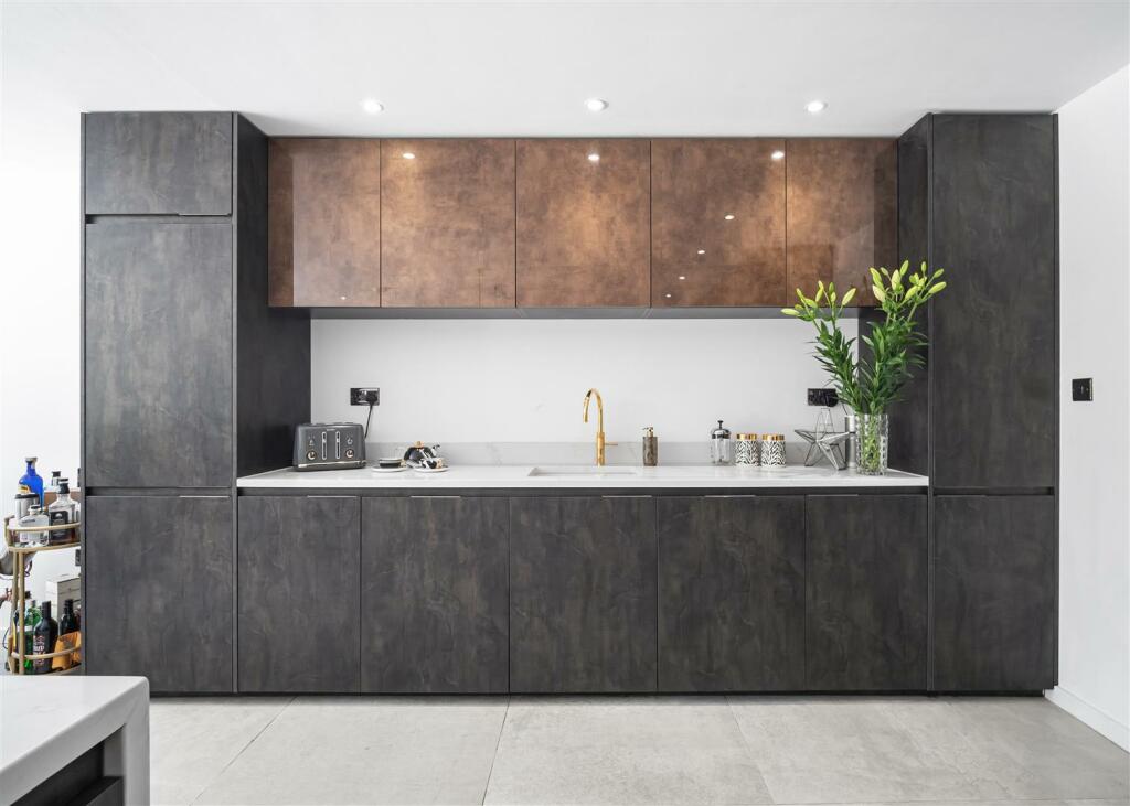 Additional image 4 of Pickhurst Park, Bromley