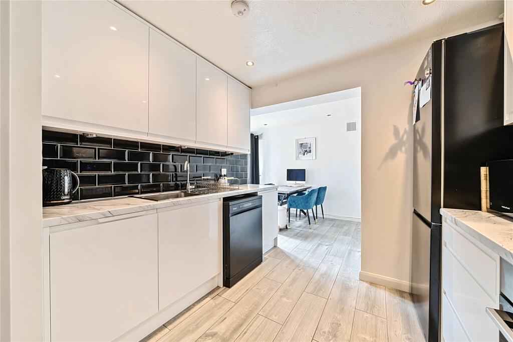 Additional image 11 of Fieldside Close, Orpington