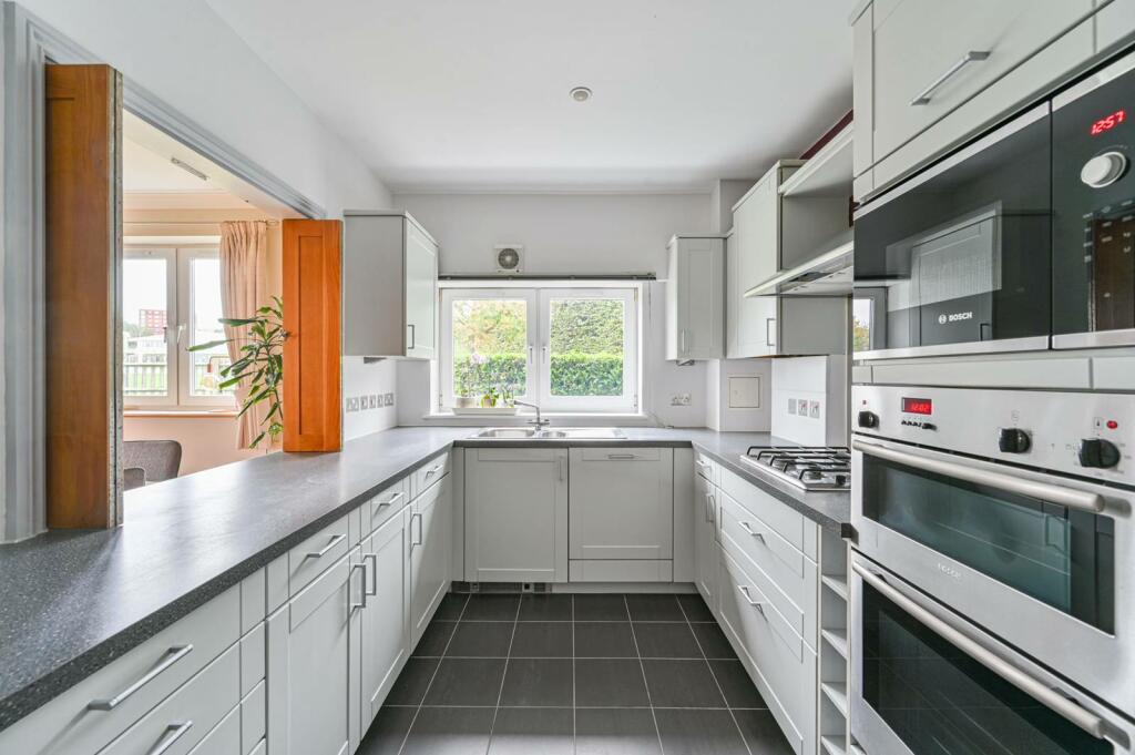 Additional image 7 of Copers Cope Road, Beckenham, BR3