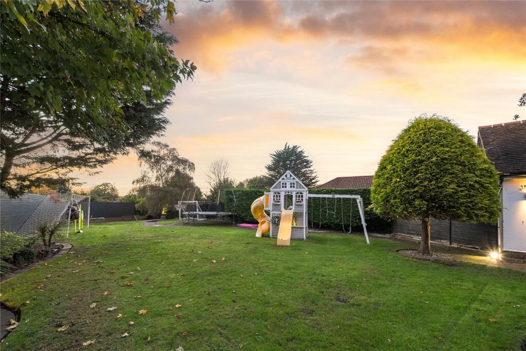 Additional image 30 of Hollydale Drive, Bromley