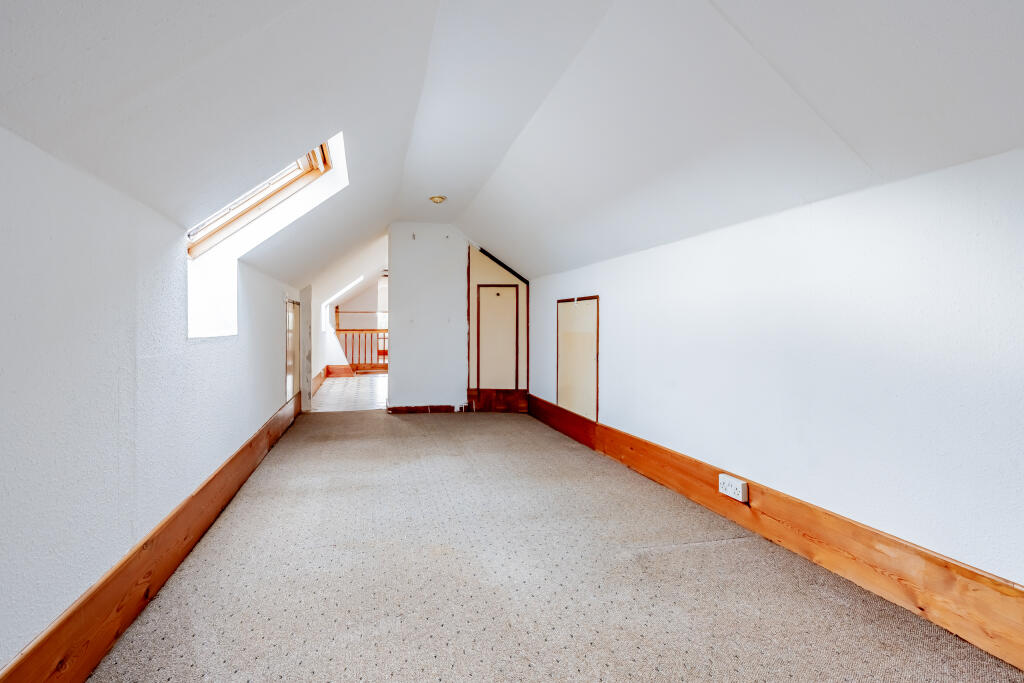 Additional image 15 of Beach Avenue, Severn Beach, Bristol, Gloucestershire