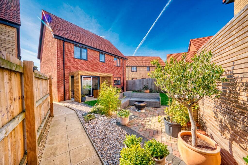 Additional image 18 of Beautifully presented family home in the popular Eaton Park development