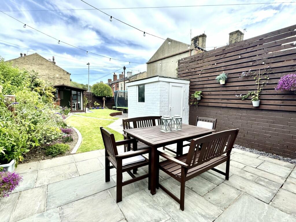 Additional image 5 of Vine Street, Cleckheaton, BD19