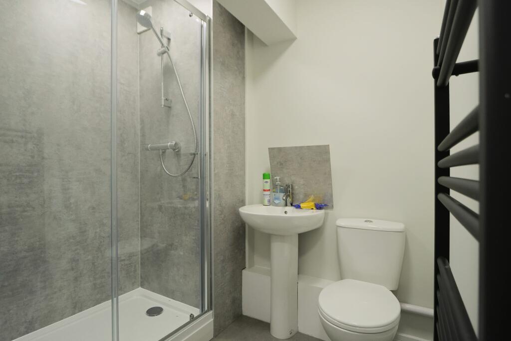 Additional image 12 of Queens Square