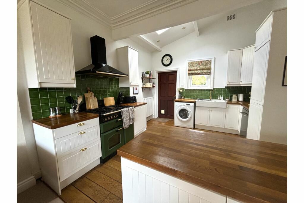Additional image 5 of Dewsbury Road, Cleckheaton, BD19