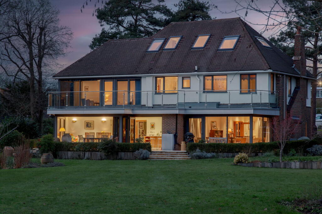 Additional image 43 of Barnfield Wood Close, Beckenham, BR3