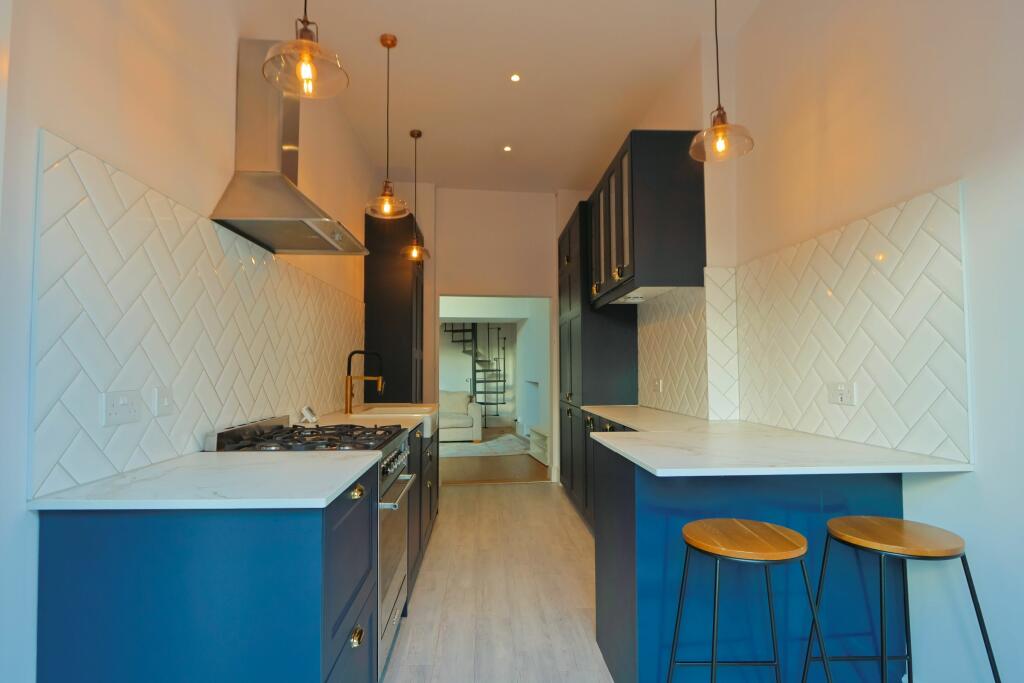 Additional image 6 of Royal York Crescent, Bristol