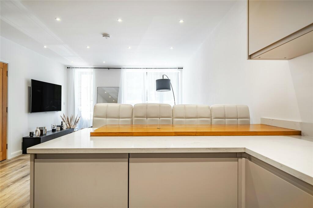Additional image 12 of Southill Road, Chislehurst