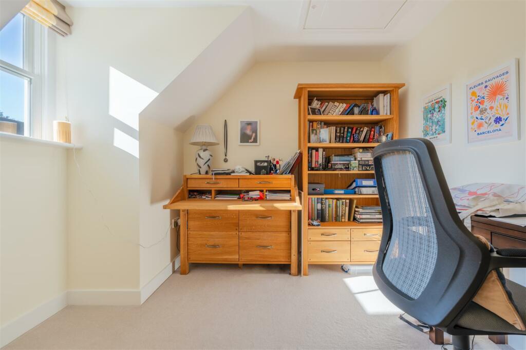 Additional image 11 of Baron Close, Bitton, Bristol