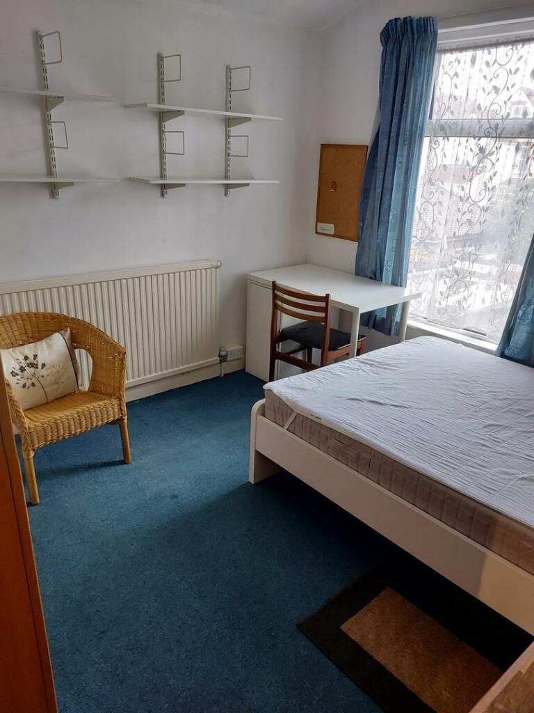 Additional image 16 of Victoria Park, Bristol