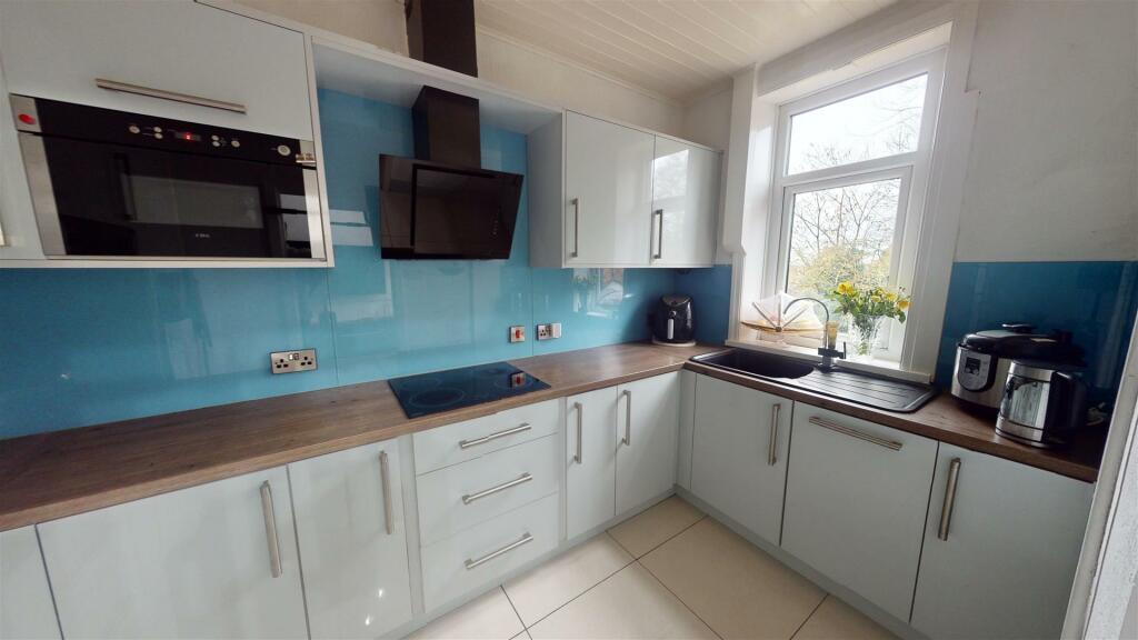 Additional image 4 of Prune Park Lane, Allerton, Bradford