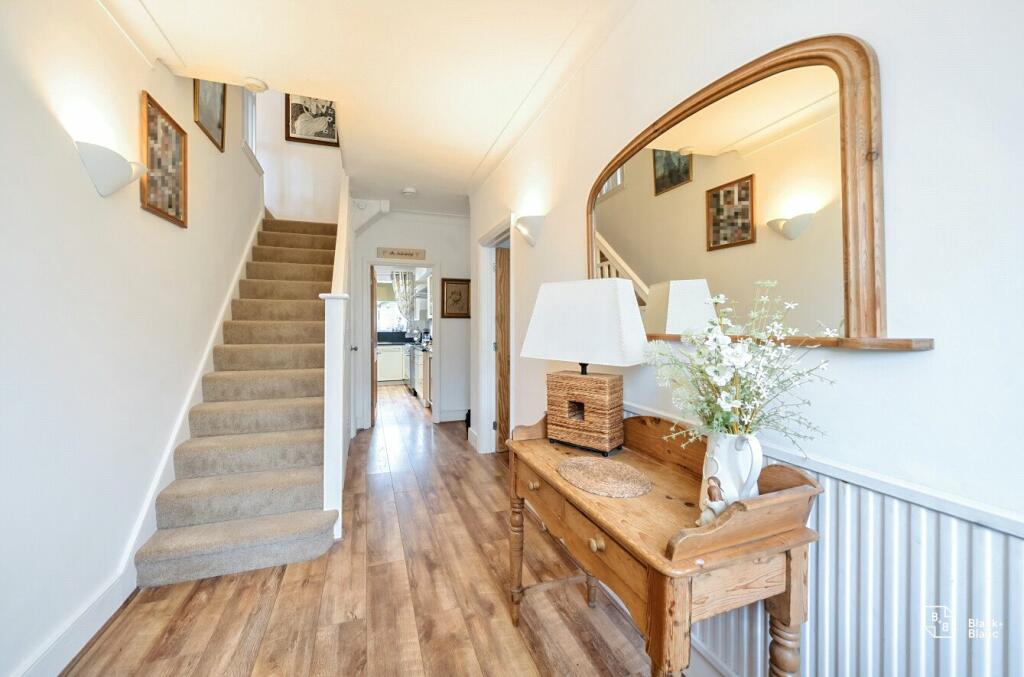 Additional image 34 of Hawes Lane, West Wickham, BR4