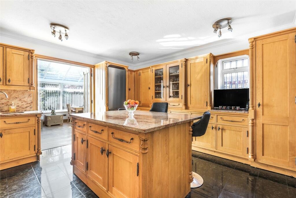 Additional image 22 of Bay Tree Close, Bromley