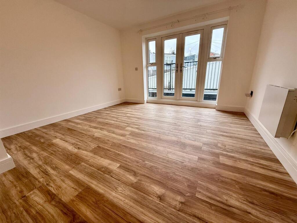 Additional image 4 of 18676407 Winterstoke Road, Bristol