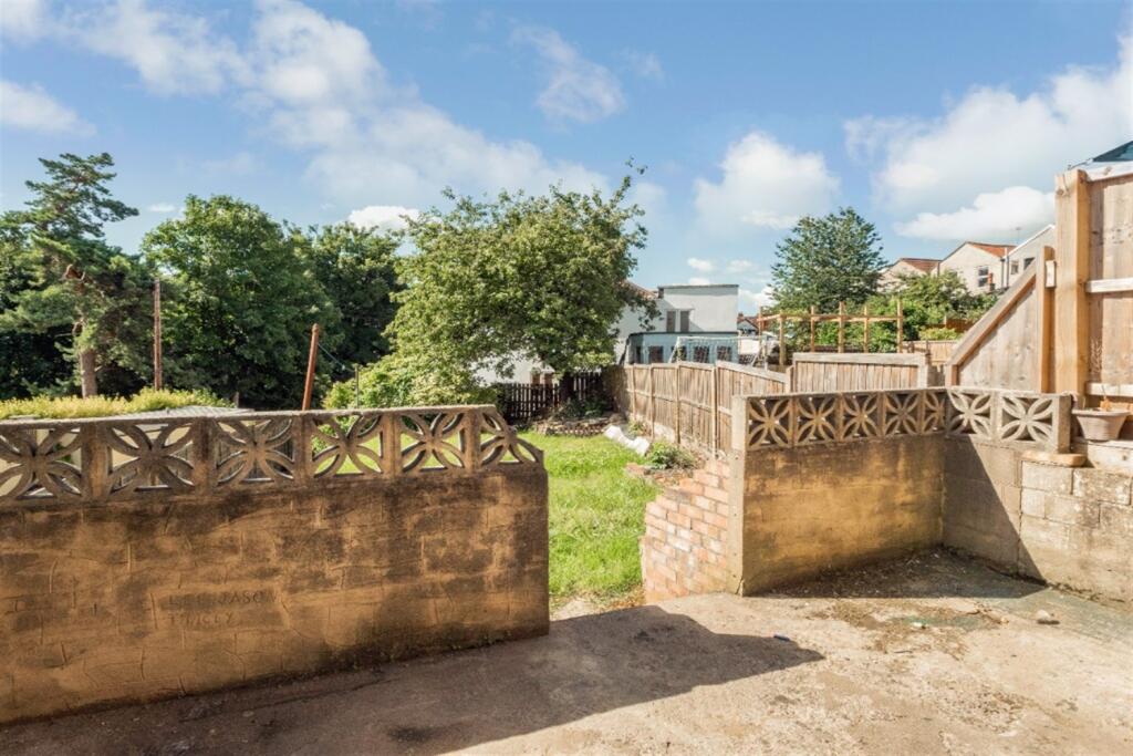 Additional image 18 of 4 bedroom Semi Detached House in Jean Road, Bristol