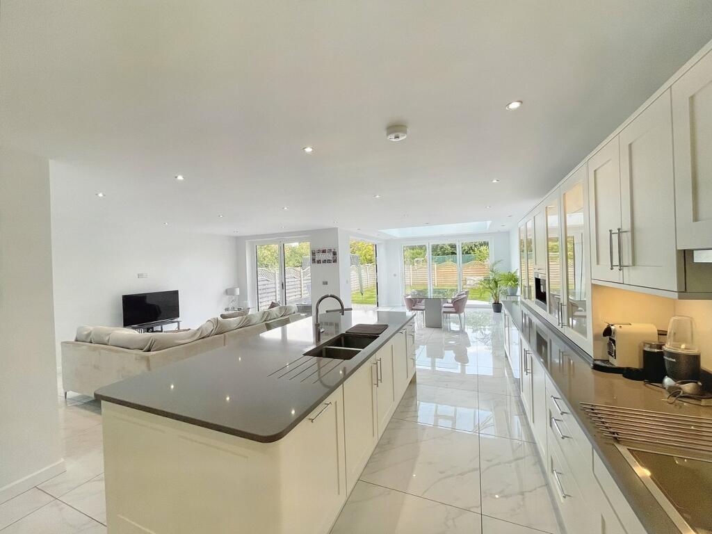 Additional image 33 of Chislehurst Road, Petts Wood, Orpington, BR5