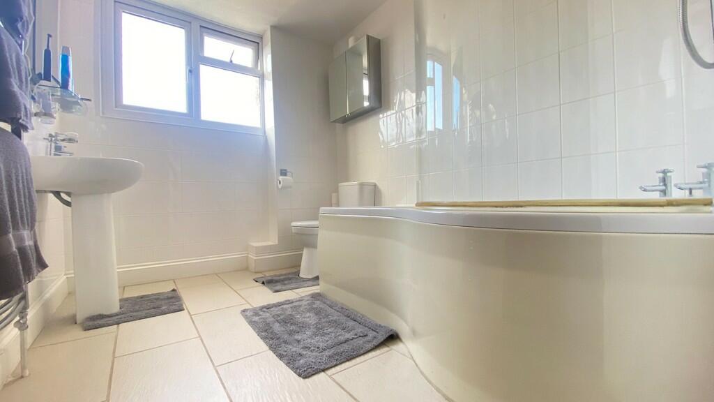 Additional image 19 of 3 Bedroom Penthouse - Atlantic Road South