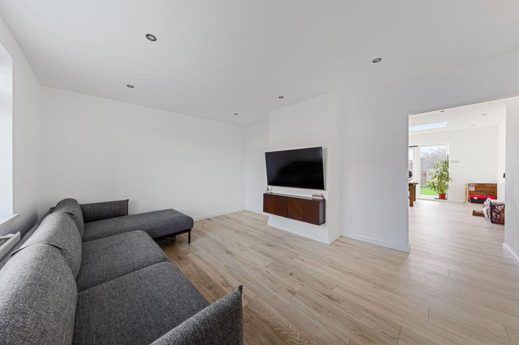 Additional image 7 of Whippendell Way, Orpington, BR5