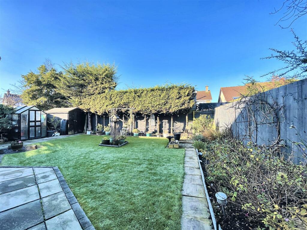 Additional image 26 of Dean Close, Worle, Weston super Mare