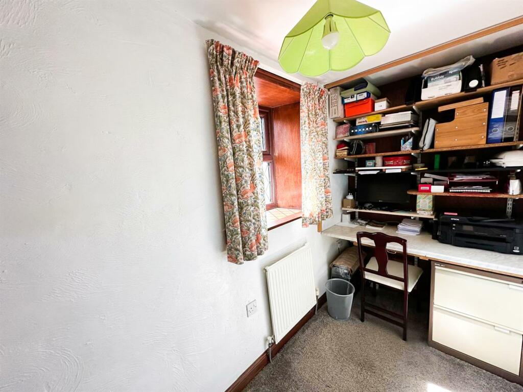Additional image 24 of Bridge Street, Oakworth