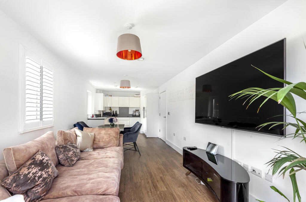 Additional image 9 of Ash Tree Close, Farnborough, Orpington, Kent, BR6