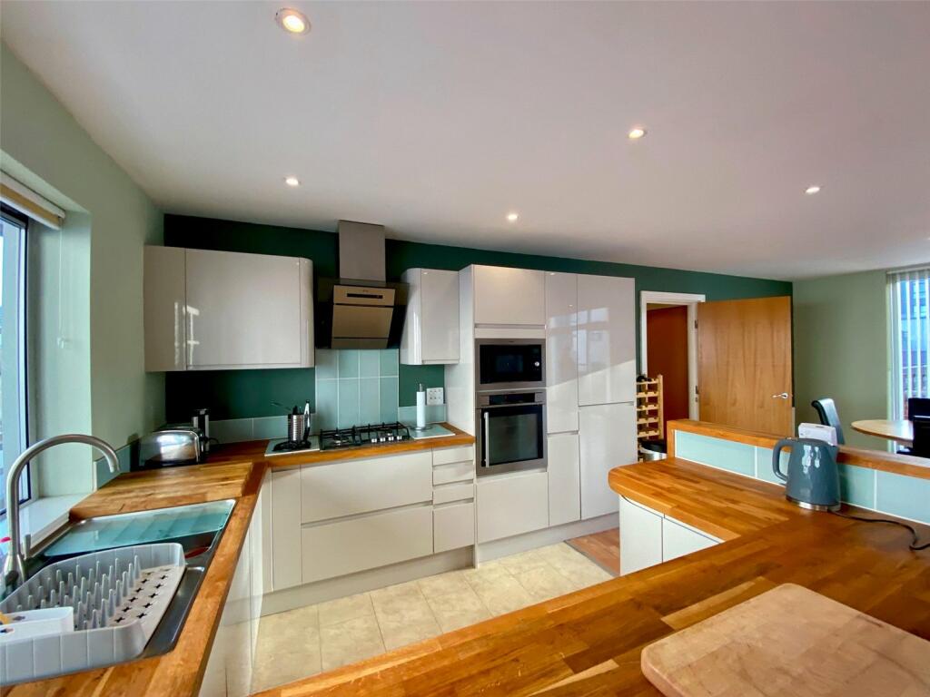 Additional image 2 of Golden Lion Court, Redcliff Street, Bristol, BS1