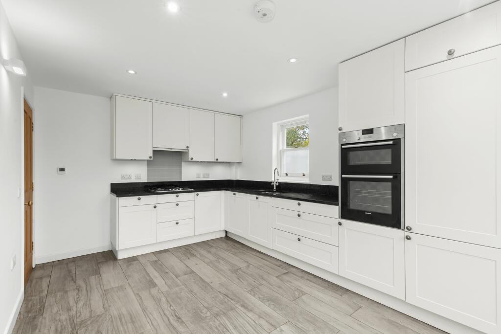 Additional image 7 of The Crescent, Hassocks, Keymer, West Sussex, BN6 8RB