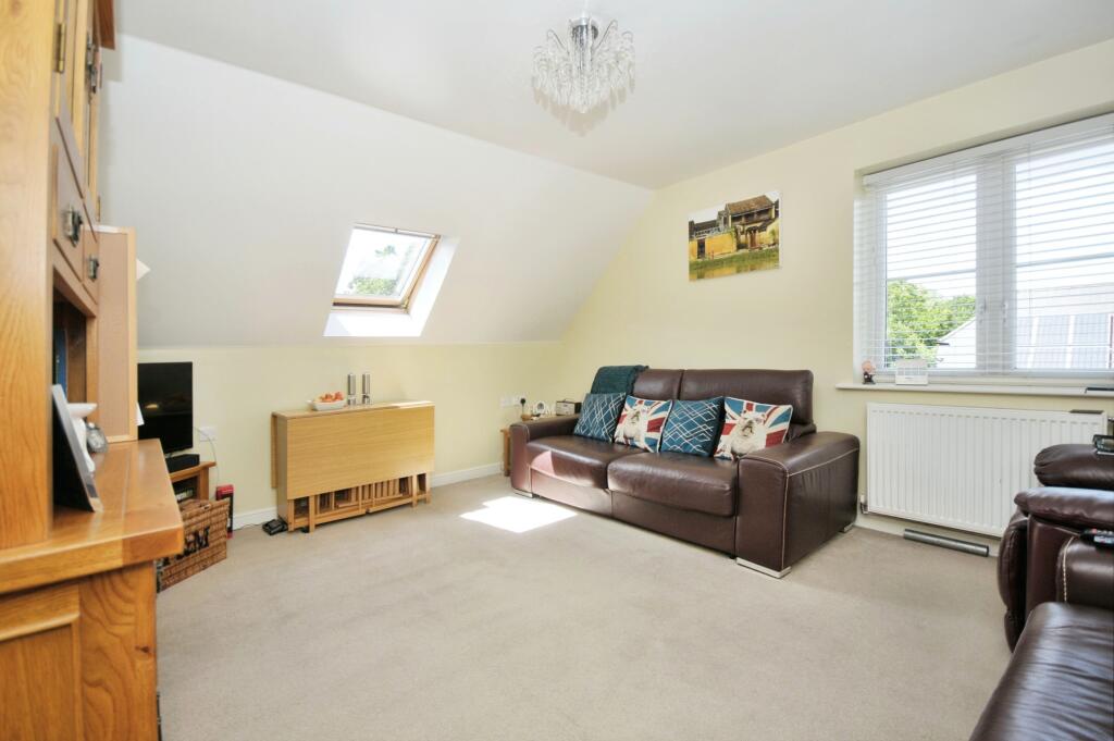 Additional image 4 of 1 Brosse Way, Bromley, BR2