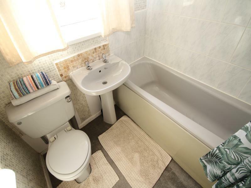 Additional image 11 of Simpson Grove, Idle