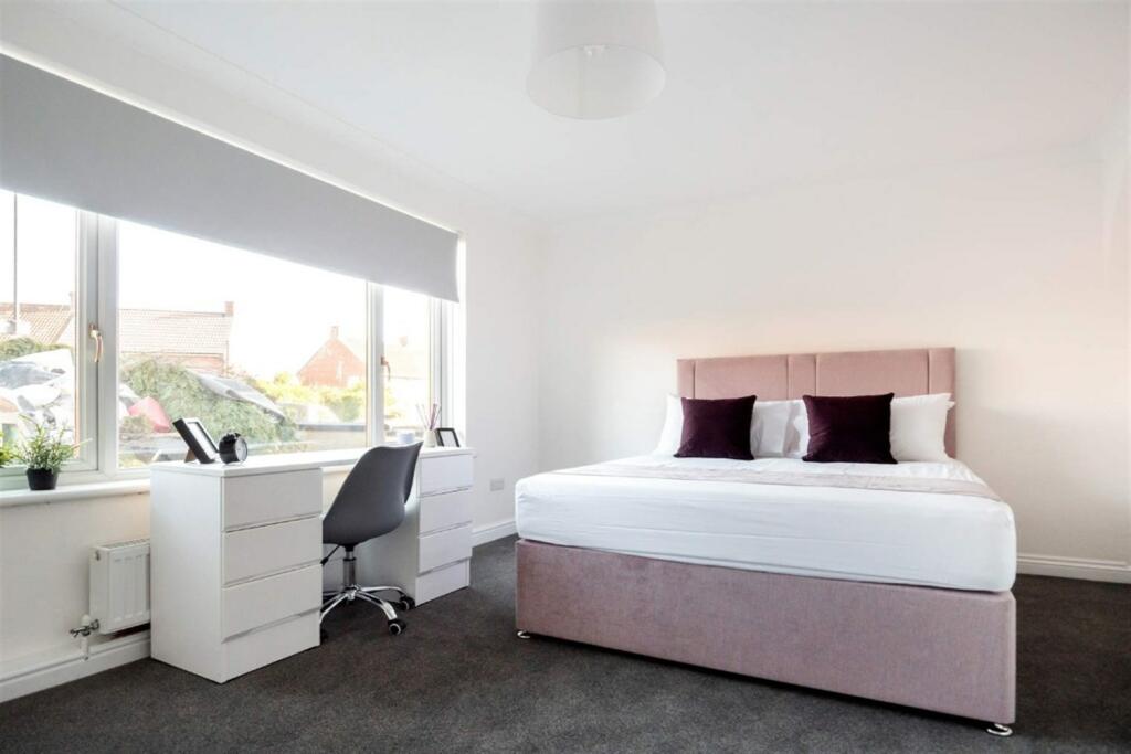 Additional image 3 of 4 bedroom Terraced House in Ambleside Avenue, Southmead