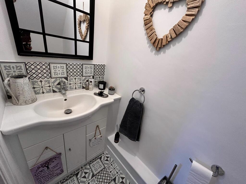 Additional image 11 of North Road, Winterbourne, Bristol