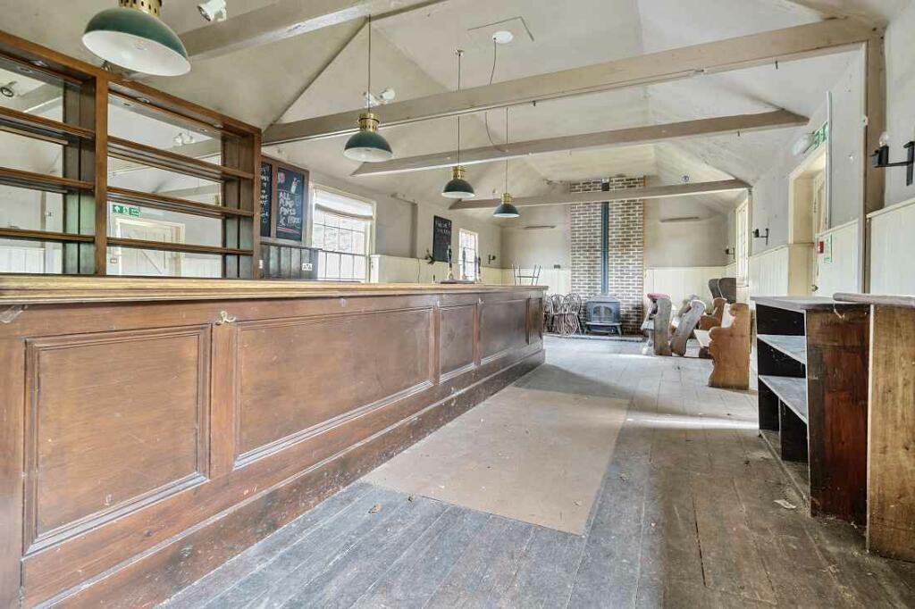 Additional image 4 of S-218370 - Trevor Arms, The Street, Glynde, Nr. Lewes BN8 6SS