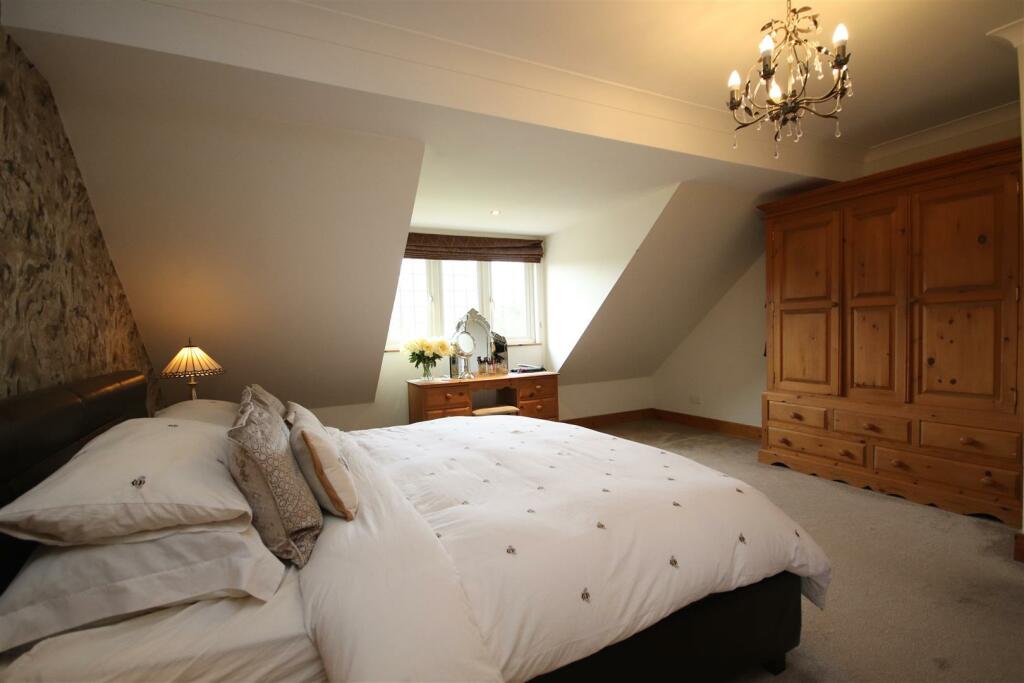 Additional image 21 of Main Road, Hextable, Swanley