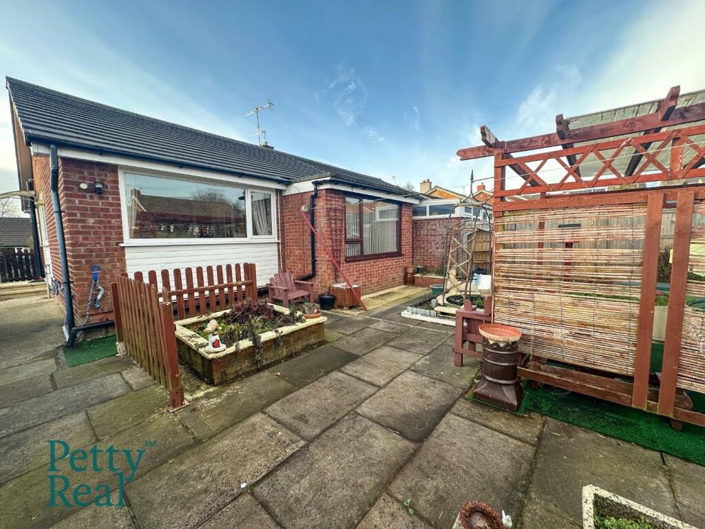 Additional image 12 of Venables Avenue, Colne