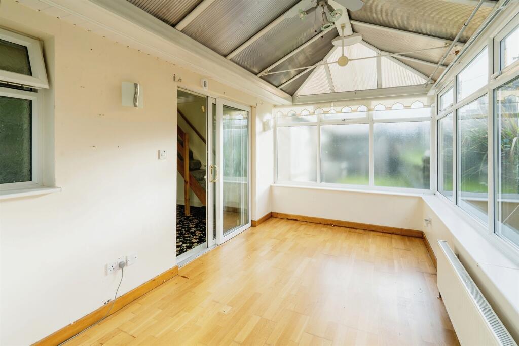 Additional image 13 of Back Lane, Queensbury, Bradford