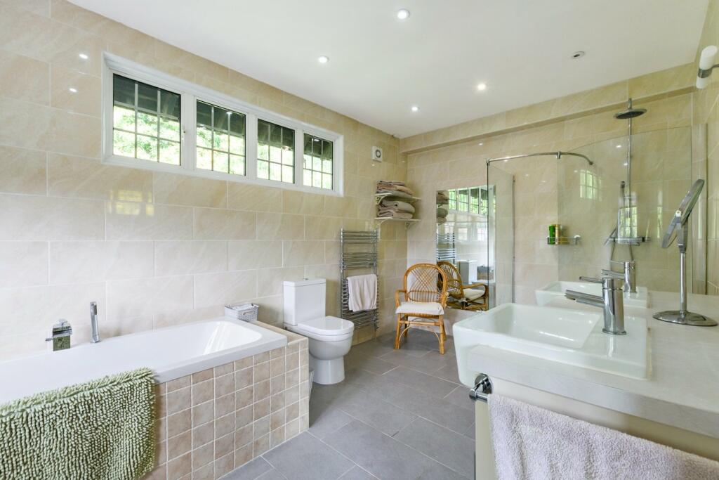 Additional image 8 of Walden Road, Chislehurst, BR7