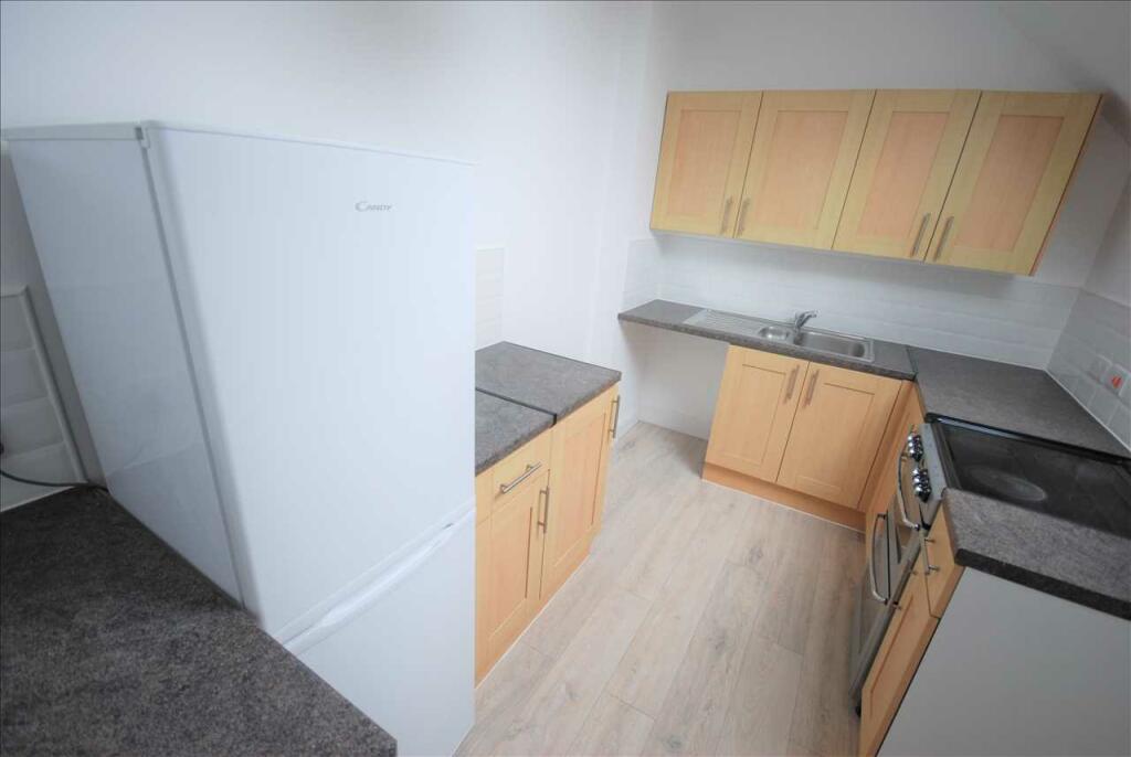 Additional image 6 of Top Floor Flat, Waverley Road