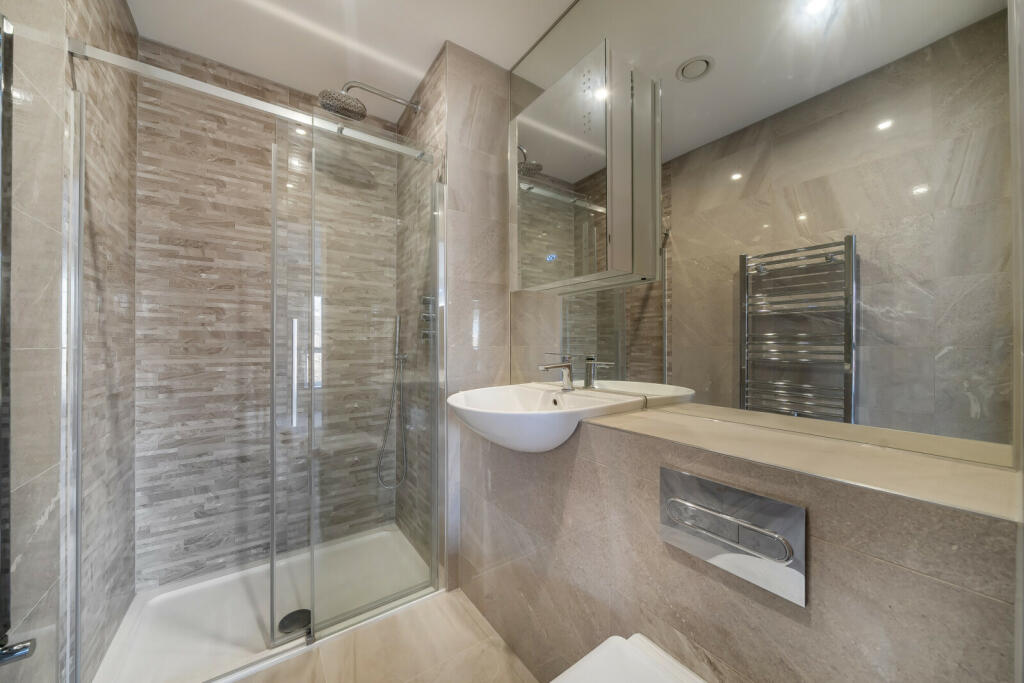 Additional image 16 of Coniston Road, Bromley