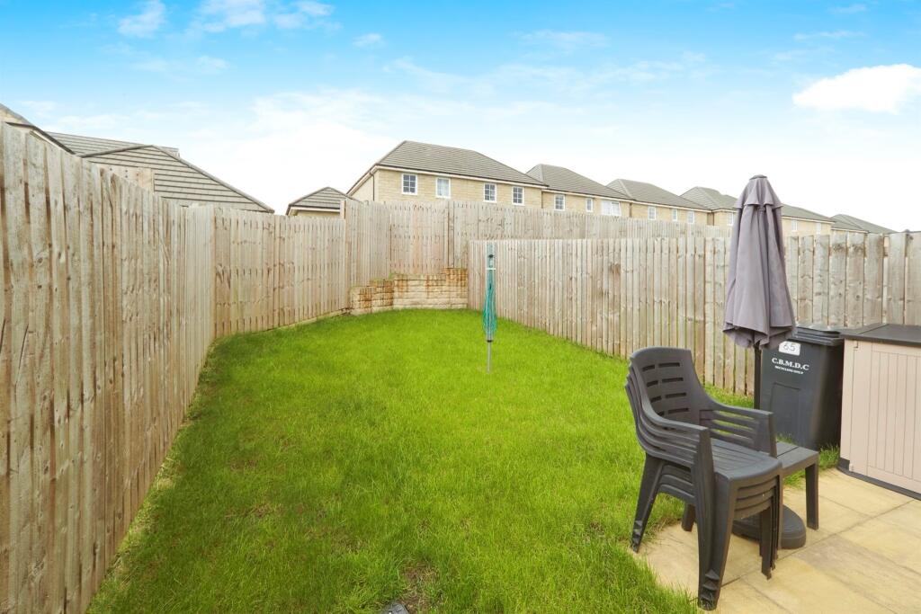 Additional image 2 of Fetlock Drive, Bradford