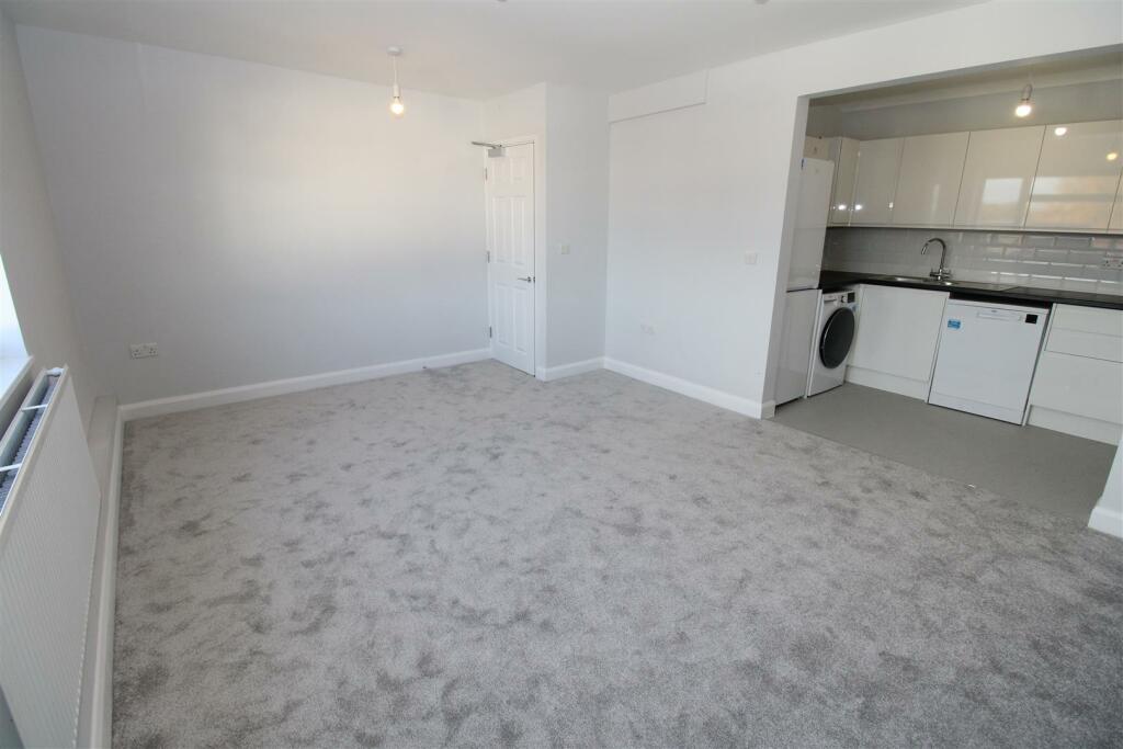 Additional image 8 of Station Square, Petts Wood, Orpington