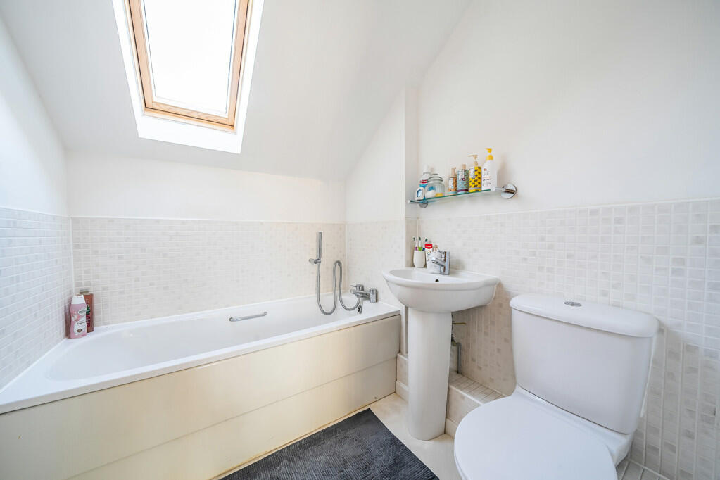 Additional image 17 of Cheyne Park Drive, West Wickham