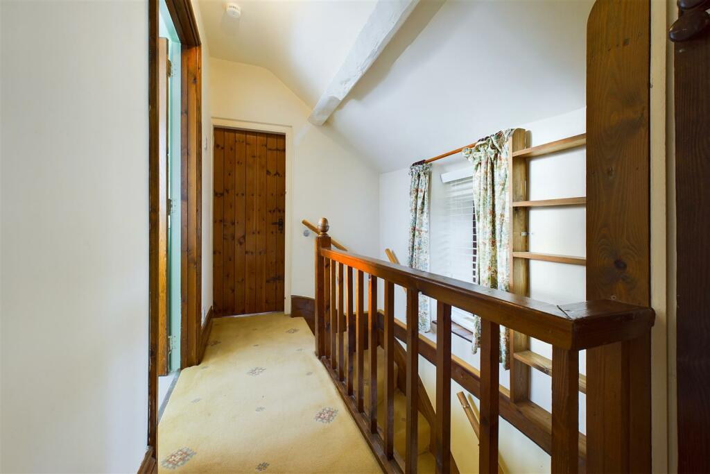 Additional image 28 of DETACHED | BASIC UPDATING | STOKE LODGE