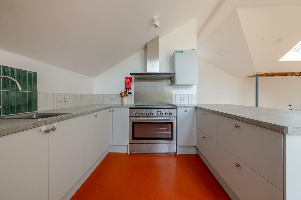 Additional image 29 of Water Lillies, Kings Weston