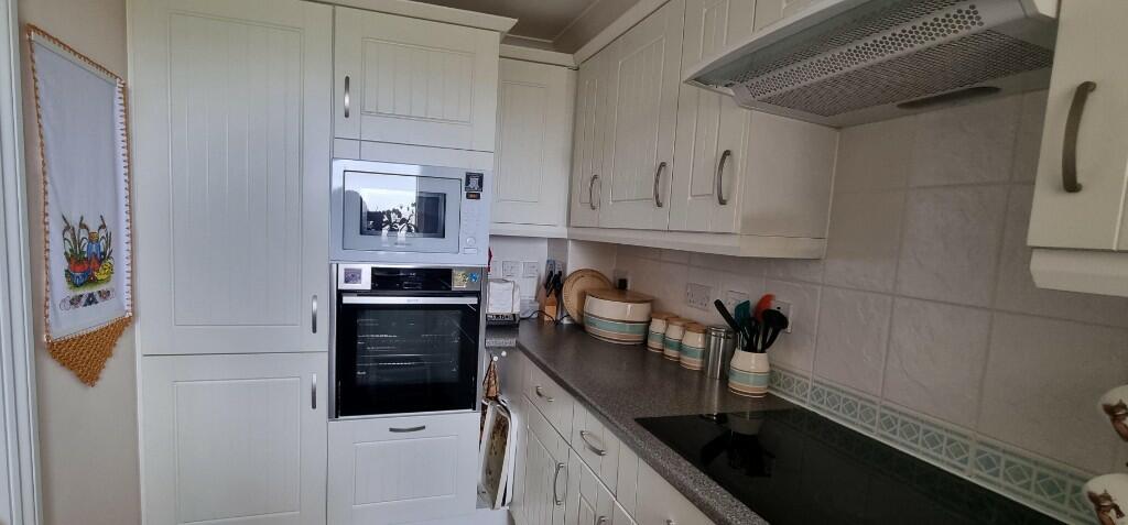 Additional image 10 of 37 Pegasus Court, 58 Beach Road, Weston-super-Mare, North Somerset, BS23 4AL