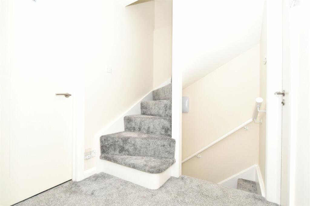 Additional image 12 of Almond Drive, Swanley, Kent, BR8