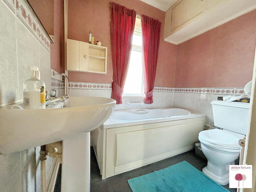 Additional image 10 of Chescombe Road, Yatton